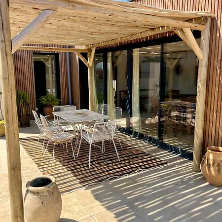 Nid Douillet Sur Roof Top Perpignan Exterior photo
